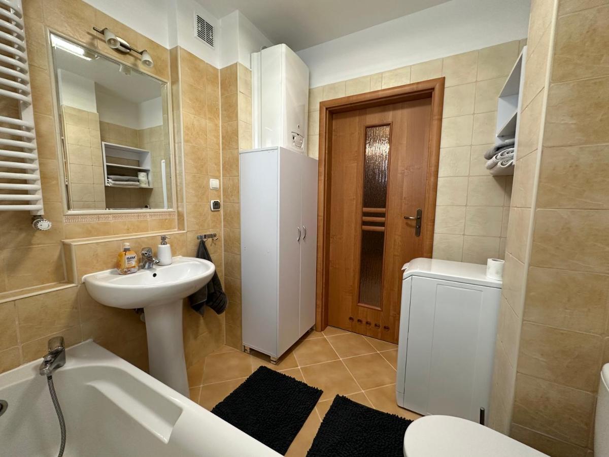 Apartament #Widokowa Fv Parking Balkon Rzeszów Exteriör bild